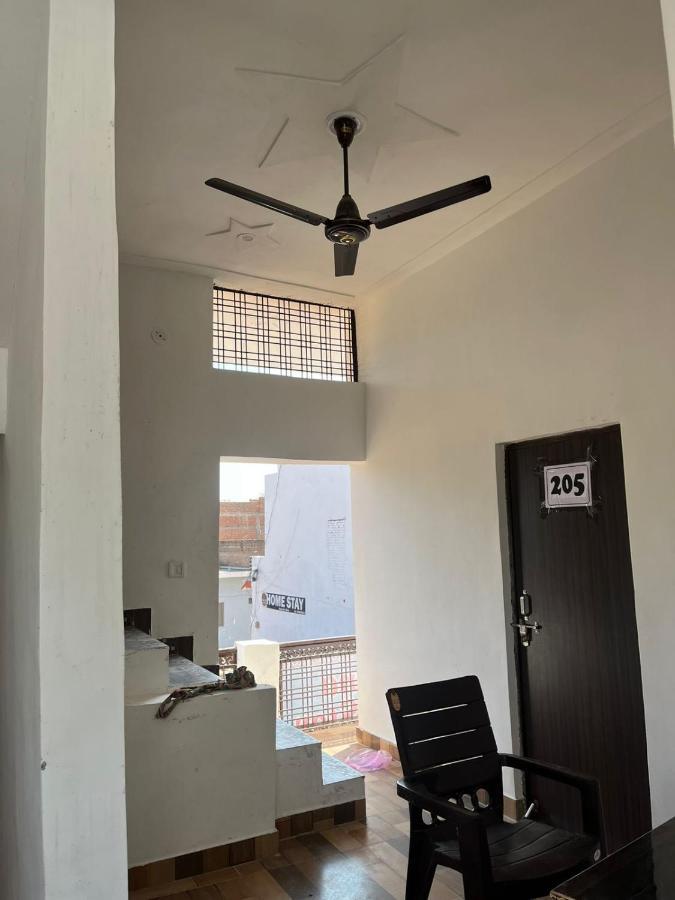 Indiana Home Stay Κχατζουράχο Εξωτερικό φωτογραφία