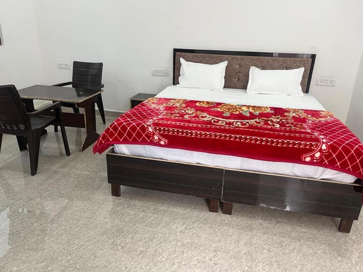 Indiana Home Stay Κχατζουράχο Εξωτερικό φωτογραφία